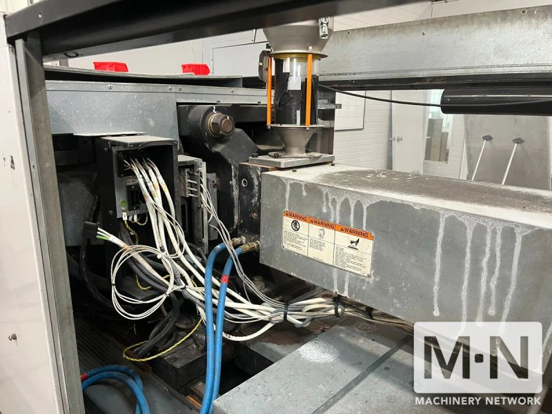 165 TON 8.8 OZ CINCINNATI ROBOSHOT MODEL R165 ELECTRIC INJECTION MOLDING MACHINE MFG 1999