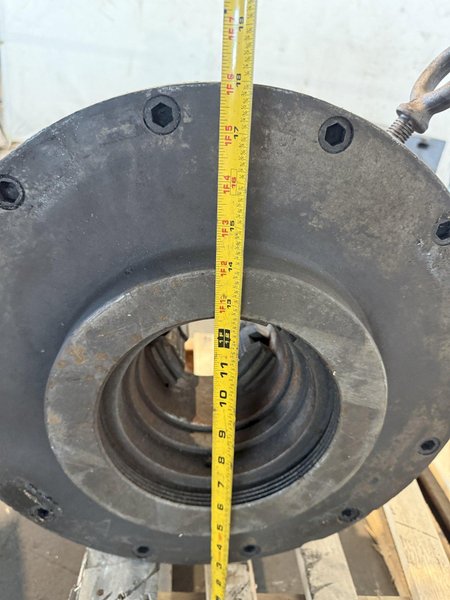 18" 3-JAW CHUCK. STOCK #1088626