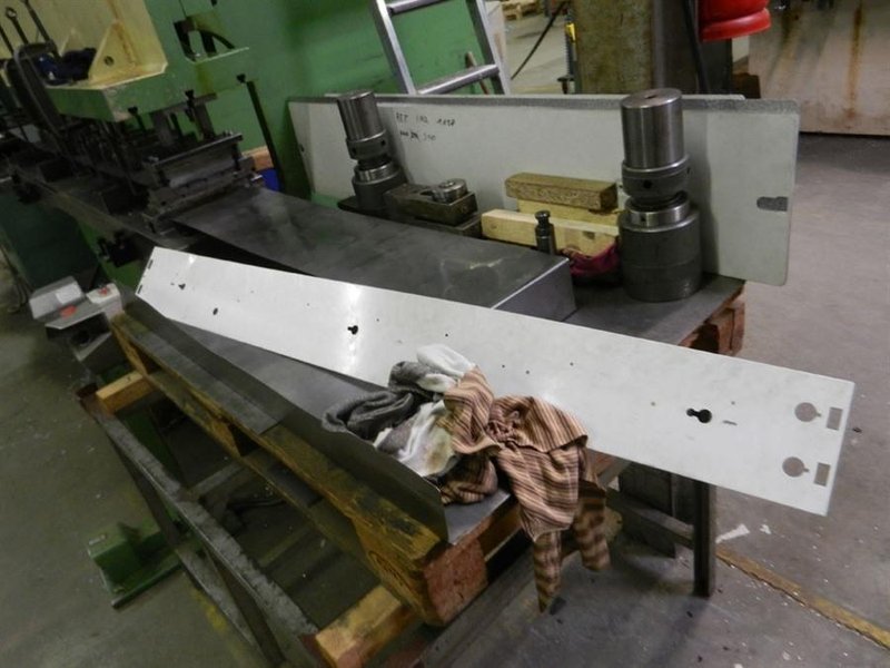 Dimeco decoil./ straight/ feeder - LVD punchpress