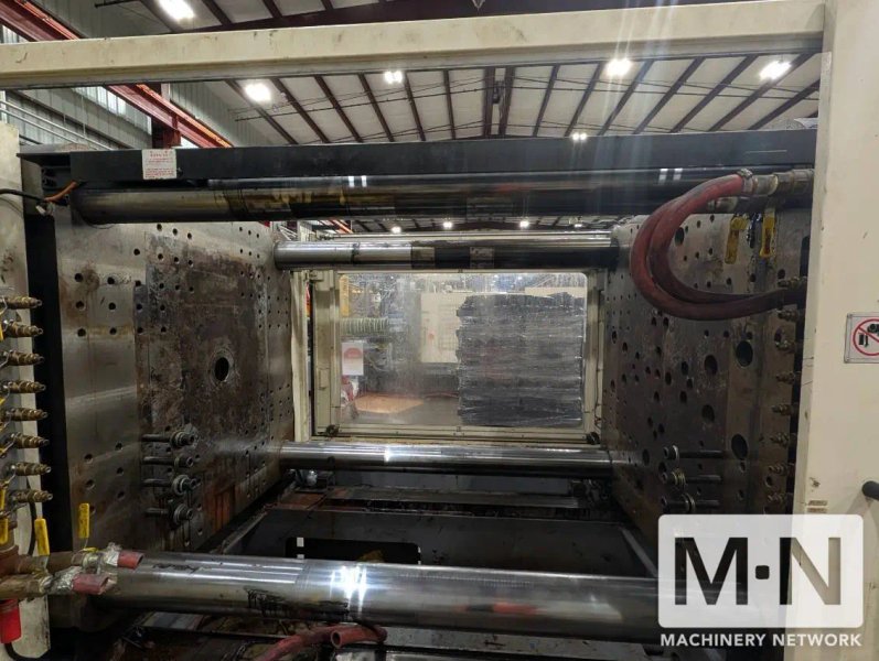 618 TON 132 OZ NISSEI MODEL FVX560III-310L INJECTION MOLDING MACHINE MFG 2017