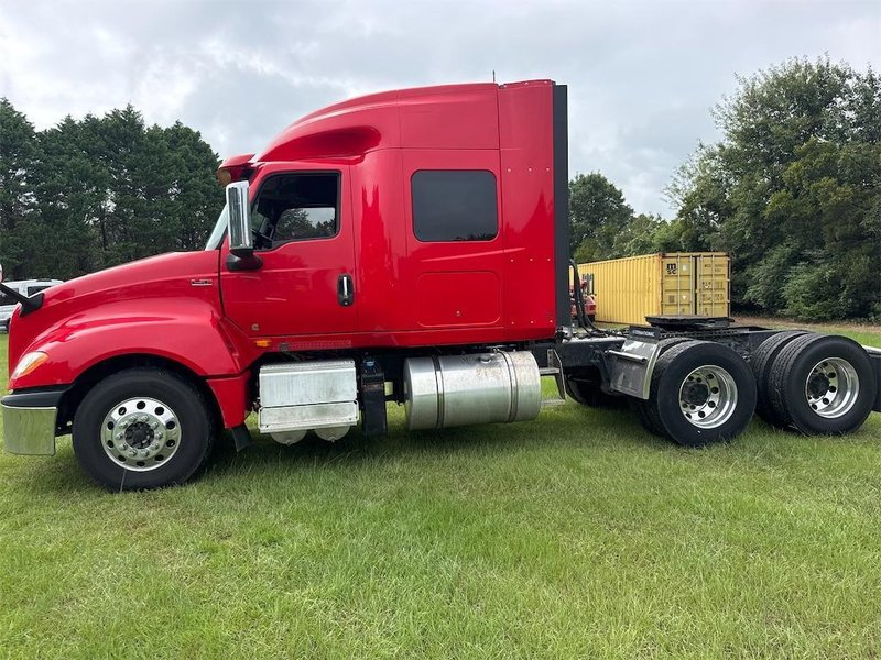 2019 International LT625 3HSDZAPR0KN125888