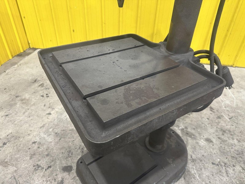 20" POWERMATIC MODEL #1200 VERTICAL SINGLE SPINDLE DRILL PRESS: YOBRO #23861
