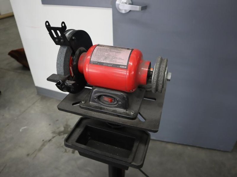 Bauer 6" Double End Pedestal Grinder - Single Phase, 2.1 Amp, 1/2" Arbor, Pedestal Base- Auction Item