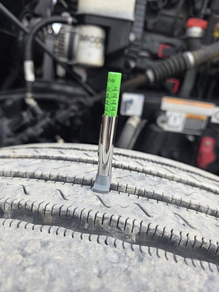 2022 Peterbilt 567 804180