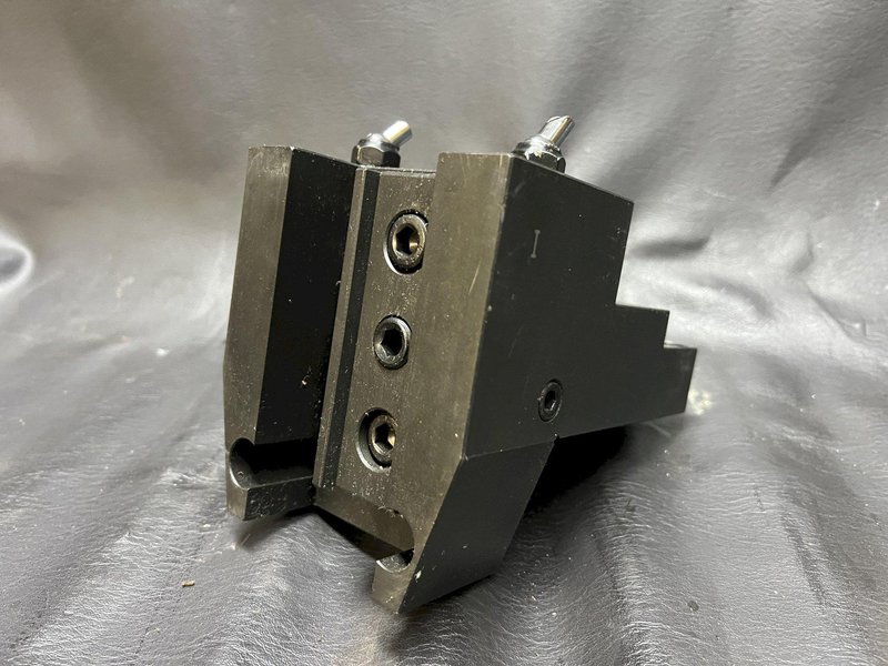 BMT75 CNC Lathe Tool 850418-02414 1-1/4" Block w/ Coolant Thru 90x90 BHP