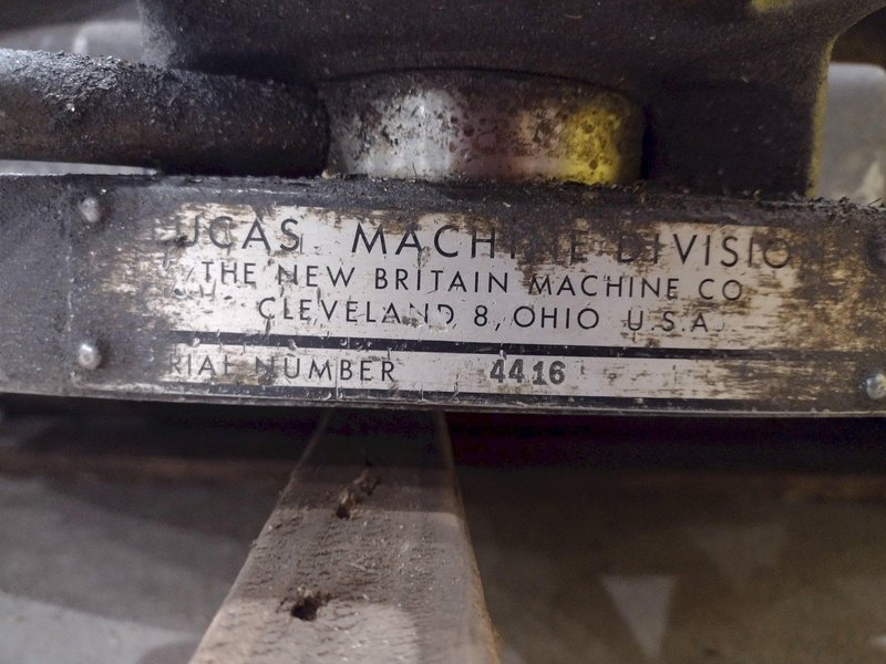 36" X 36" LUCAS T SLOTTED PNEUMATIC AIR LIFT ROTARY TABLE: STOCK 18366