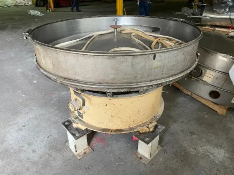 Sweco 60" Screen - Ls60s888