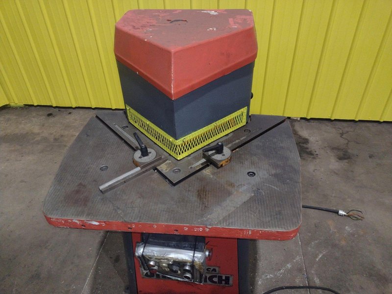 10" X 10" X 1/8" COMACA MODEL EHN-260 UNIPUNCH HYDRAULIC NOTCHER: STOCK 12983