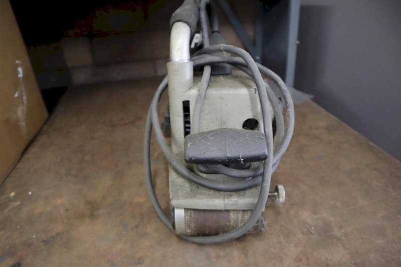 Porter Cable Model 362, 4 x 24" Belt Sander with Dust Pickup- Auction Item