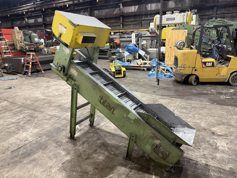12" WIDE x TITAN STEEL CLEATED BELT INCLINED CONVEYOR: YOBRO #26020