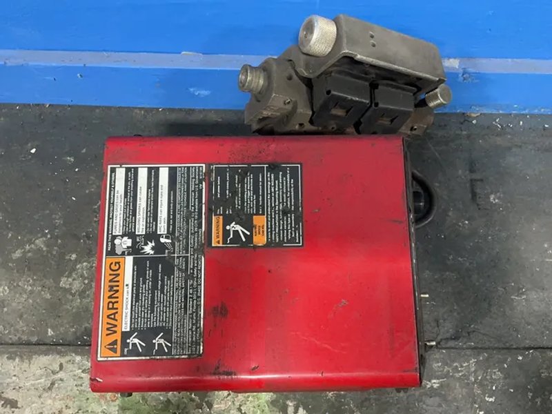 Lincoln Electric Wire Feeder - Power Feed 10m