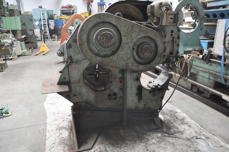 Peddinghaus 210/16 - 60 ton