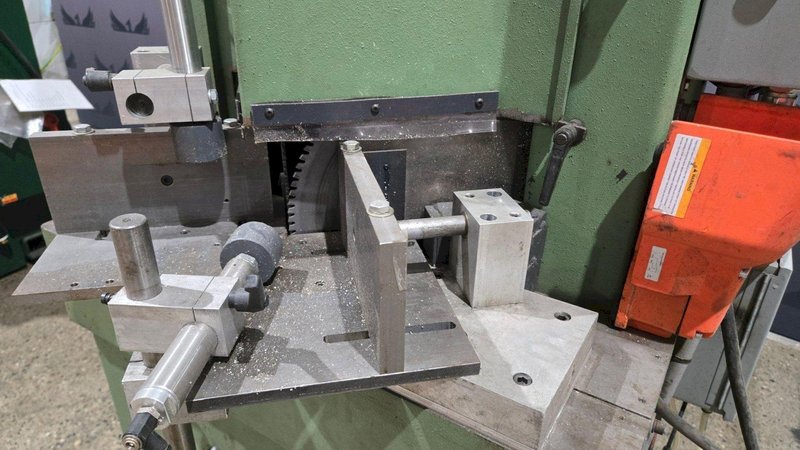 AMP T-350 Double Mitre Saw USED