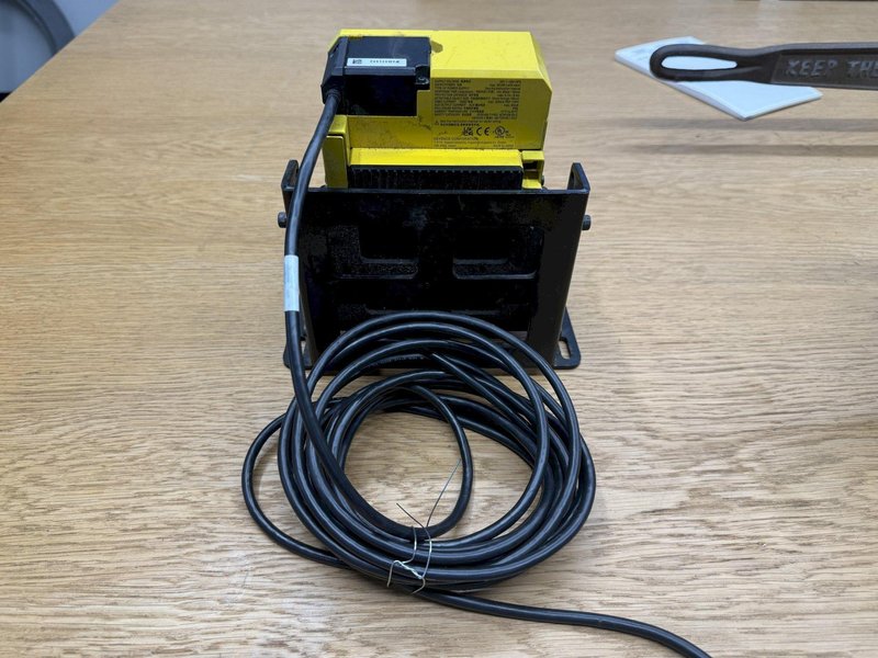 2024 KEYENCE MODEL SZV04X SAFETY LASER SCANNER, MULTI-FUNCTION TYPE, WITH CAMERA FUNCTION: YOBRO #24839