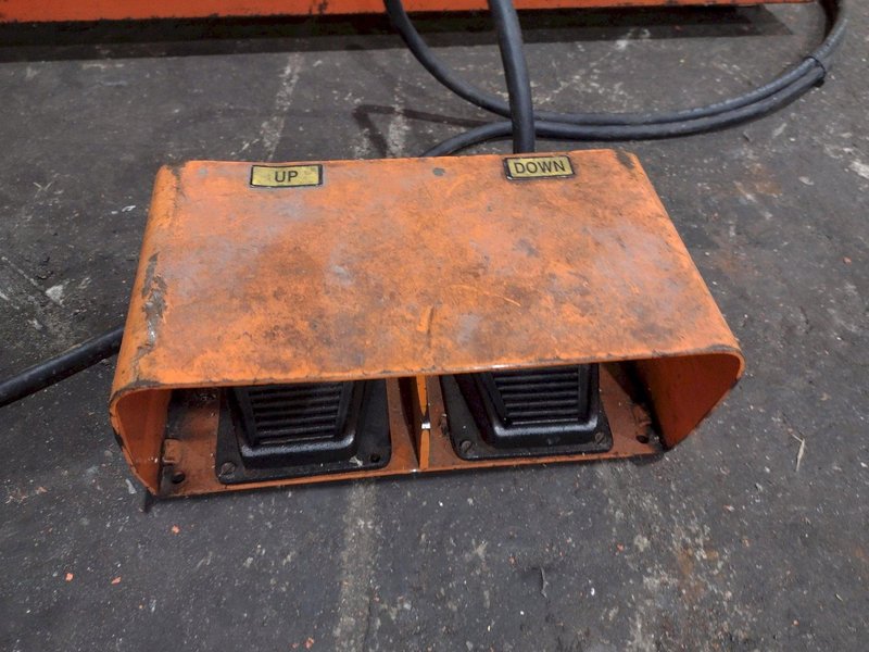 3,000 LBS X 32" X 56"  MODLE #L36-30-MOD PRESTO HYDRAULIC SCISSOR LIFT TABLE, SINGLE PHASE 110V: STOCK #19789