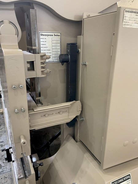 100 TON X 10' ACCURPRESS HYDRAULIC PRESS BRAKE: STOCK #80843