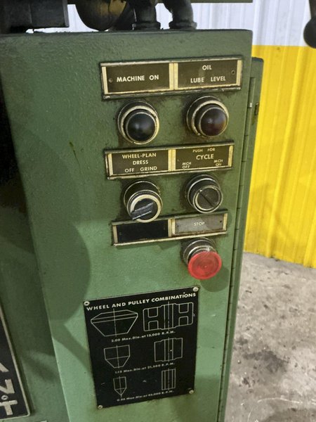 6" X 42" BRYANT MODEL #500 SUPER-PRECISION CENTER HOLE GRINDER: YOBRO #25283