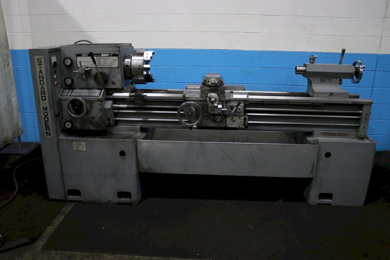 18" X 60" STANDARD MODERN ENGINE LATHE: STOCK #76247