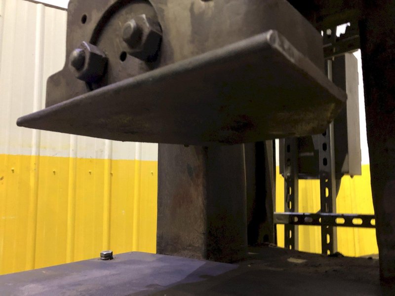 60 TON L &amp; J MODEL #60 OBI FLYWHEL PRESS, 4" STROKE: STOCK #15363