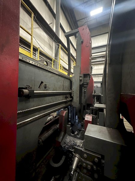 41" X 18" VOORTMAN BEAM LINE, VB1050 SAW,  V630DRILL &amp; V808 PLASMA COPER ROBOT, NEW 2016: STOCK 20792
