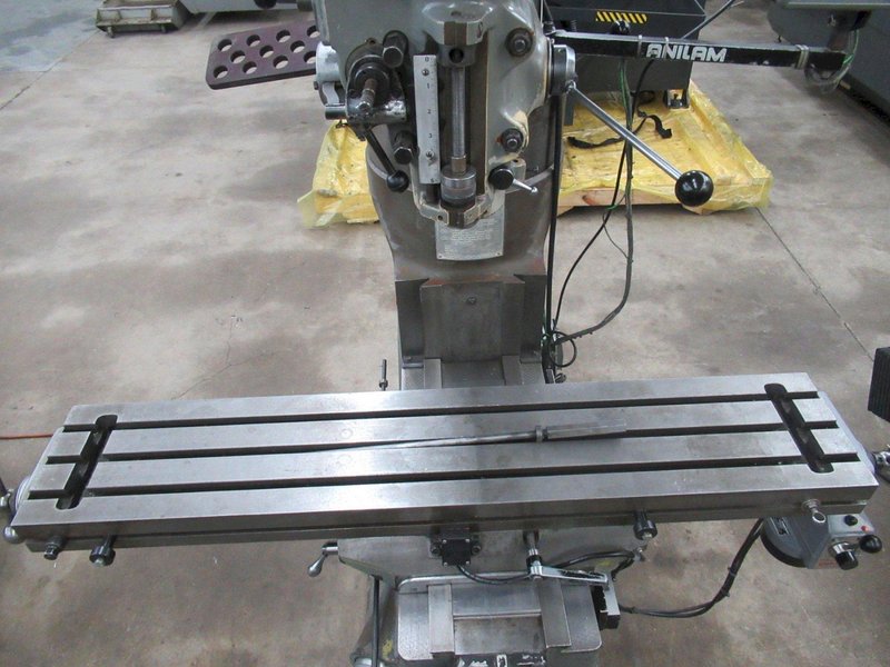 Bridgeport Series I-2HP Vertical Knee Mill, 2-Axis DRO, 9" x 48" Table, Power Table Feed