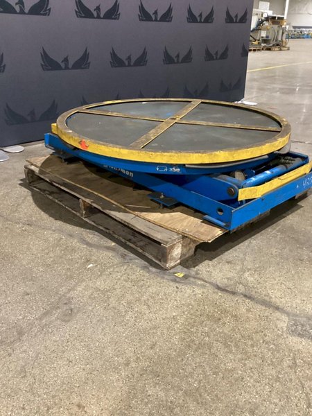 BISHAMON EZ-30 SELF LEVELING LIFTER TABLE USED