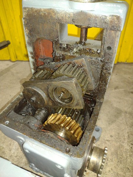 1.5" YODER MODEL #M1-1/2 ROLLFORMER HEAD: STOCK #23696