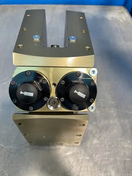 Schunk Pneumatic Universal Swivel Head - Srh+50-w-m8