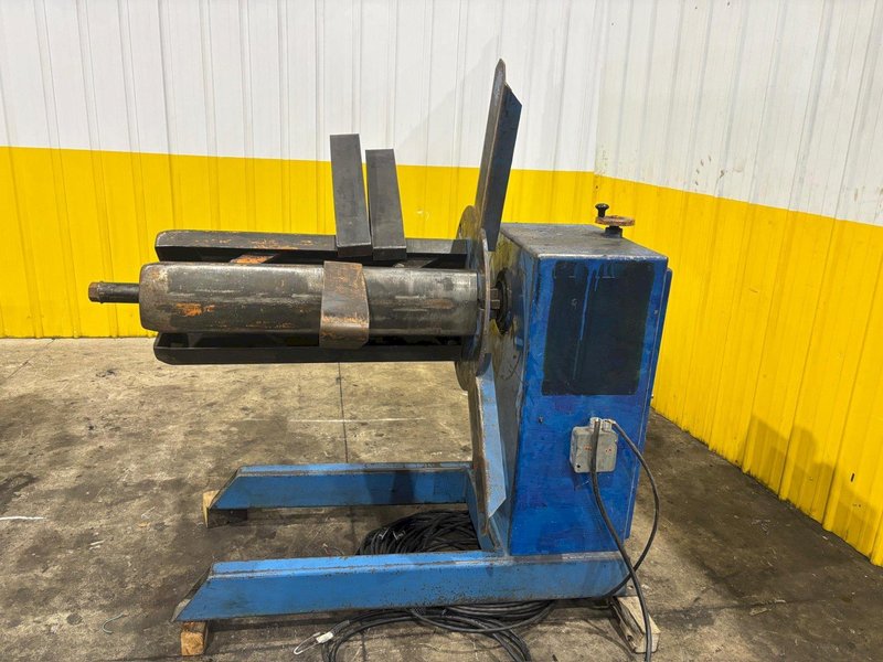 2,500 LBS LITTELL MODEL #60 MOTORIZED UNCOILER COIL REEL: YOBRO #24497