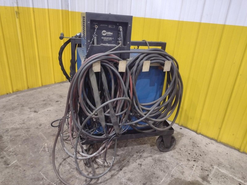MILLER MODEL #SYNCROWAVE 250 AC/DC WELDER &amp; RADIATOR-1 CHILLER: YOBRO #24819