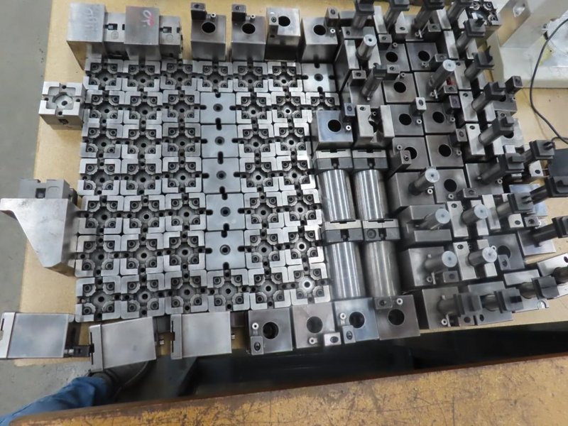 System 3R Macro Pallets w Top Plates, Assorted 20MM Electrode Holders And More!- Auction Item