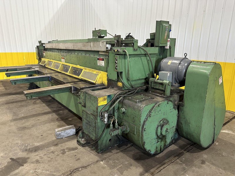 12' X 1/2" WYSONG MODEL #1250 MECHANICAL POWER SQUARING SHEAR. STOCK #1228024
