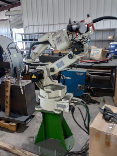OTC Daihen NB61-CEFU Robot Arm Manipulator w/Controller – 2022