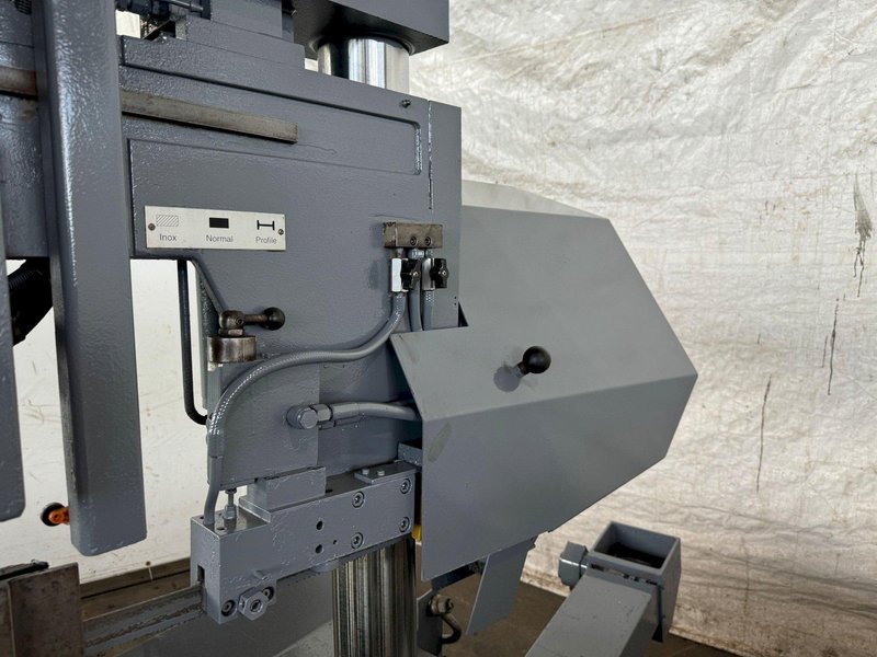 15.7" X 12.2" BEHRINGER HBP 310/403G CNC PROGRAMMABLE BANDSAW. STOCK # 1156522