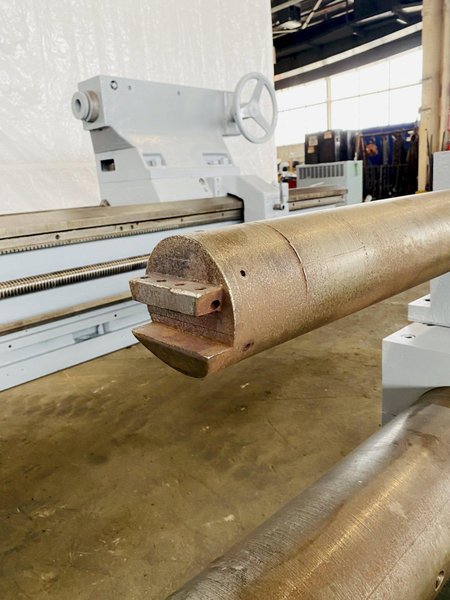 44" X 396" TOS MODEL #SU100 HEAVY DUTY ENGINE LATHE. STOCK # 0848121