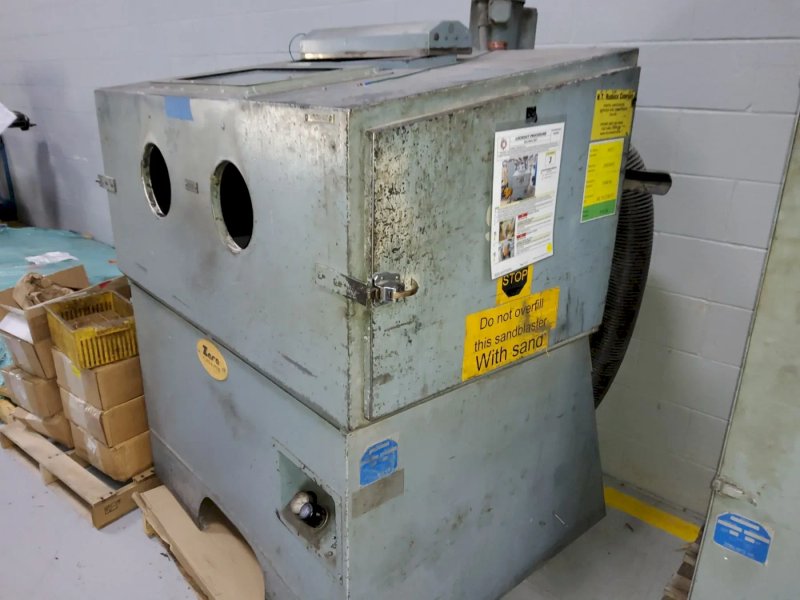 MANUAL BLAST CABINET : YOBRO 25669