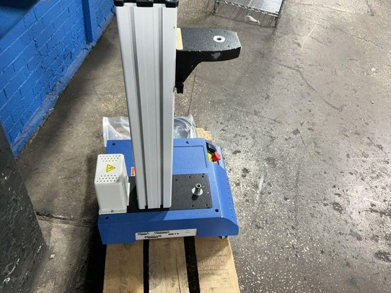 Instron  112 Lb Single Column Testing System - 3342q 2283