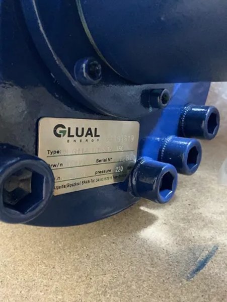 Glual Energy 220 Bar Hydraulic Cylinder - Cilg114 140/90x1056