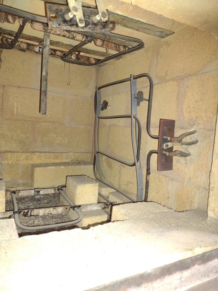 17" X 13" X 25" LINDBERG ELECTRIC FURNACE: STOCK #18853