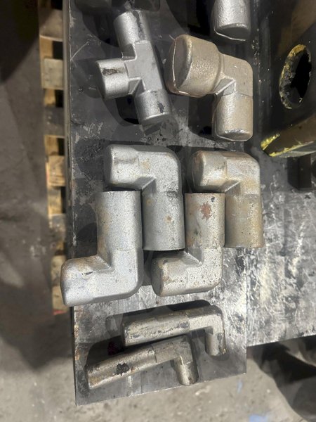 2013 - 800 TON MACRODYNE PRESS &amp; BILLET HEATING INDUCTION SERVICES FORGING SYSTEM: STOCK #20205