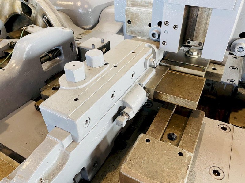 1/2" X 24" US BAIRD MODEL # 8 FOUR SLIDE WIRE MACHINE. STOCK # 0509019