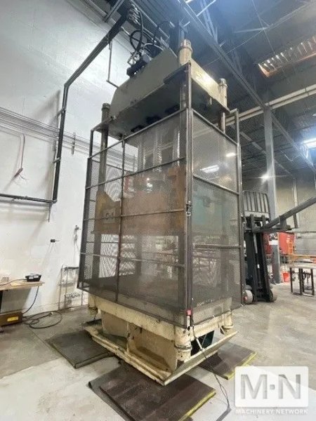 200 TON VERSON  MODEL 200-HD2-72-4P HYDRAULIC PRESS