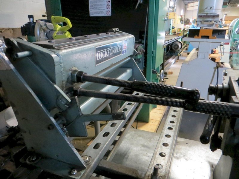 22 Ga. x 4 ft Roper Whitney Connecticut Bench Brake and 18" Lockformer Manual Cleatbender - Steel Stand made by previous Owner