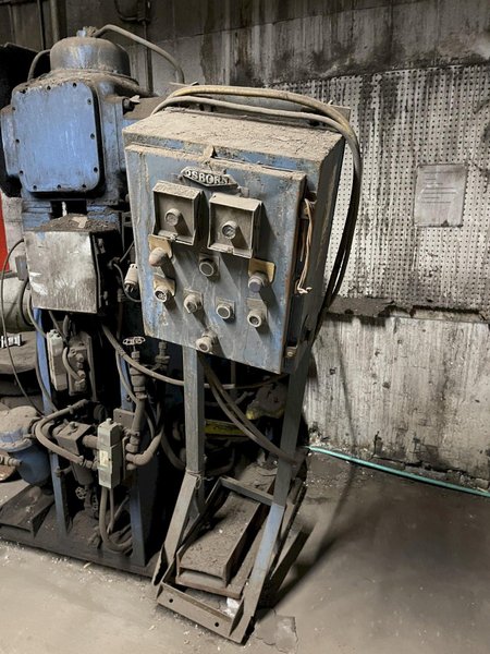 Osborn  model 716 rjwar molding machine with controls, s/n 19012-d