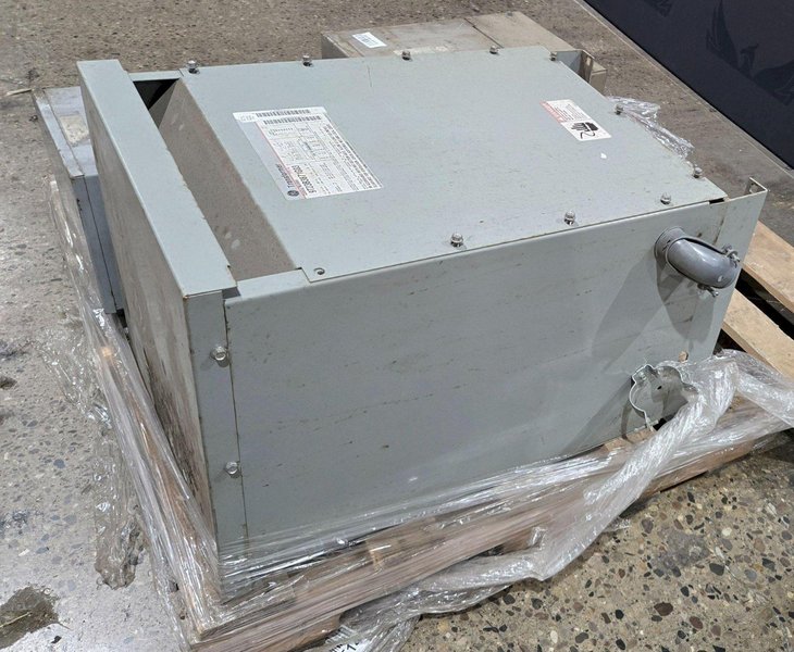 GENERAL ELECTRIC 9T23B3871G03 Transformer 480V – 208/120V, 15 kVa, 3PH USED