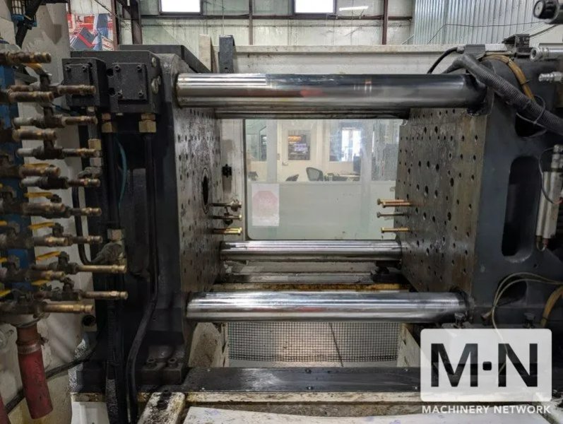 170 TON 15.8 OZ CINCINNATI MILACRON MAGNA T SERVO 170 INJECTION MOLDING MFG 2014