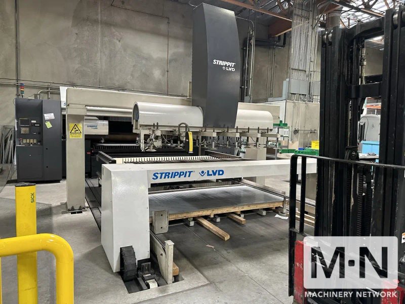 LVD STRIPPIT AXEL 3015L Laser, 2004