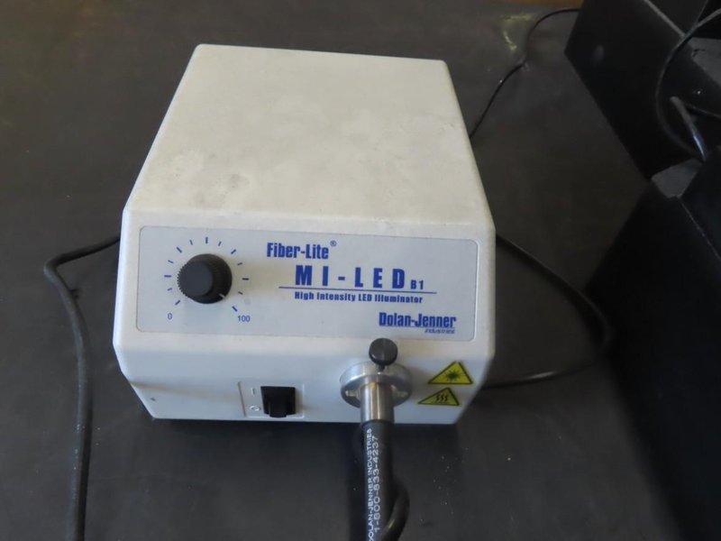 Micro-Vu Model 30 2 Video Measuring System w 2 Axis Micro-VU DRO w Q16 Metrology Computer- Auction Item