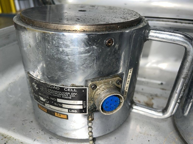 (2) 250 TON HELM MODEL #LC250T TRANSDUCER LOAD CELL TONNAGE INDICATORS: STOCK #16898