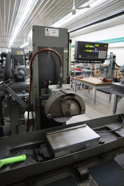 Mitsui High-Tech MSG-200MH Hand Feed Surface Grinder, Mitutoyo KA-200 2-Axis DRO, 6"x12" Fine Pole Chuck, Coolant- Auction Item